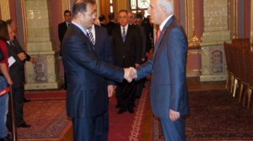 İstanbul Valisi Mutlu, Tebrikleri Kabul Etti