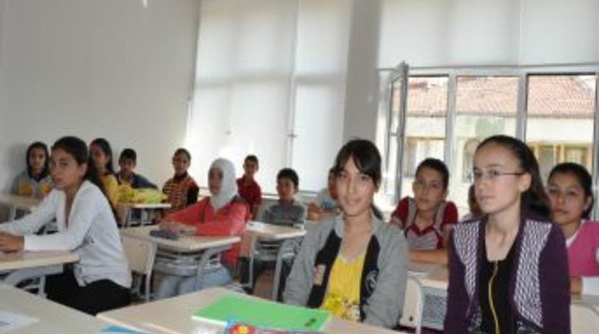 Akyurtlu &Ouml;ğrenciler SBS&rsquo;ye Aile Merkezlerinde Hazırlanıyor