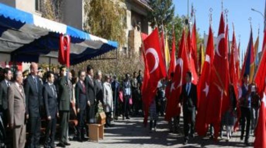 Pasinler&rsquo;de Cumhuriyet Coşkusu