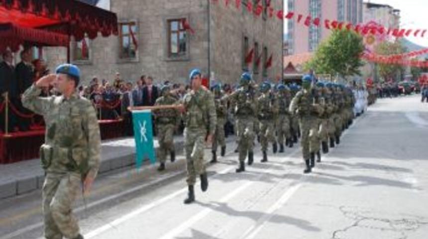 Isparta&rsquo;da Konserli Bayram