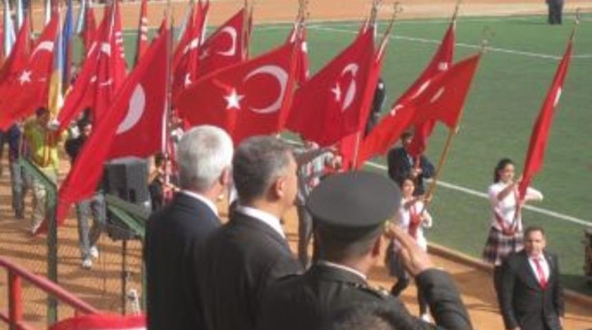 &Ouml;demiş Sara&ccedil;oğlu&rsquo;nda Cumhuriyet Coşkusu