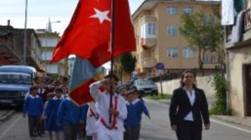 Kabad&uuml;z&rsquo;de Cumhuriyet Bayramı Kutlamaları