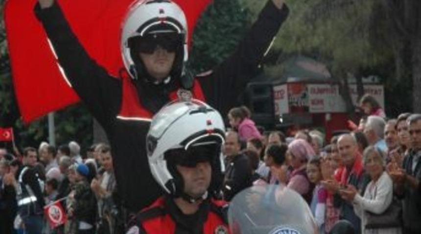 Denizli&rsquo;de Cumhuriyet Coşkusu