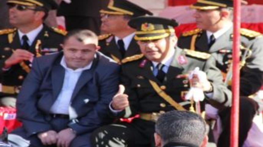 Fahri Protokol &ldquo;beleş Memet&rdquo; Alay Komutanıyla Ma&ccedil; Analizi Yaptı