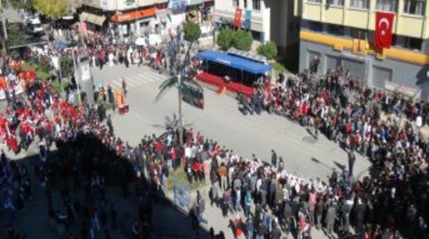 Tatvan&rsquo;da Cumhuriyet Bayramı Coşkusu Yaşandı