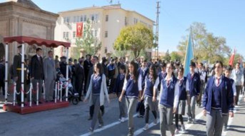 Cumhuriyet Bayramı Midyat&rsquo;ta Coşkuyla Kutlandı