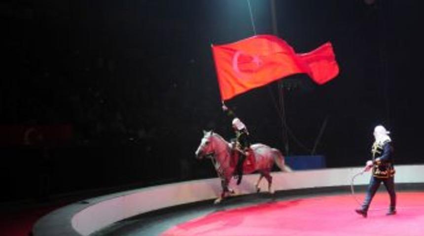 B&uuml;y&uuml;k Ankara &amp; Moskova Sirki Bayramda Eğlencenin Merkezi Oldu