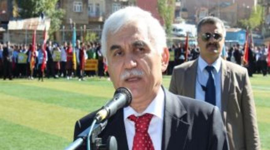 Hakkari'de 29 Ekim Cumhuriyet Bayramı