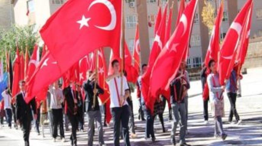 Bitlis&rsquo;te Cumhuriyet Bayramı Coşkusu