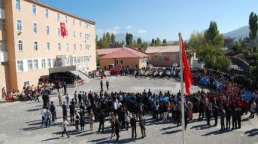 G&uuml;roymak&rsquo;ta Cumhuriyet Bayramı Coşkusu