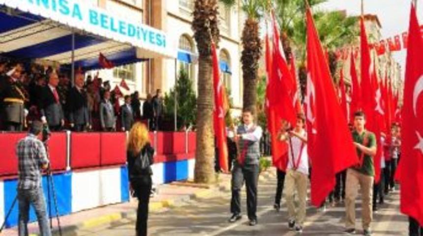 Manisa'da Cumhuriyet Bayramı Coşkusu