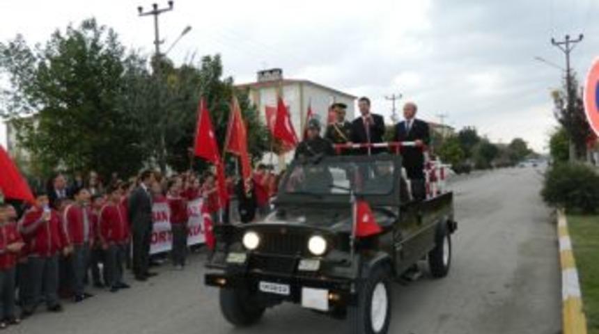 Cumhuriyet Bayramı Hayrabolu'da Kutlandı