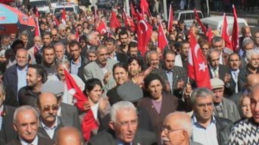 Malatya'da Cumhuriyet Y&uuml;r&uuml;y&uuml;ş&uuml;