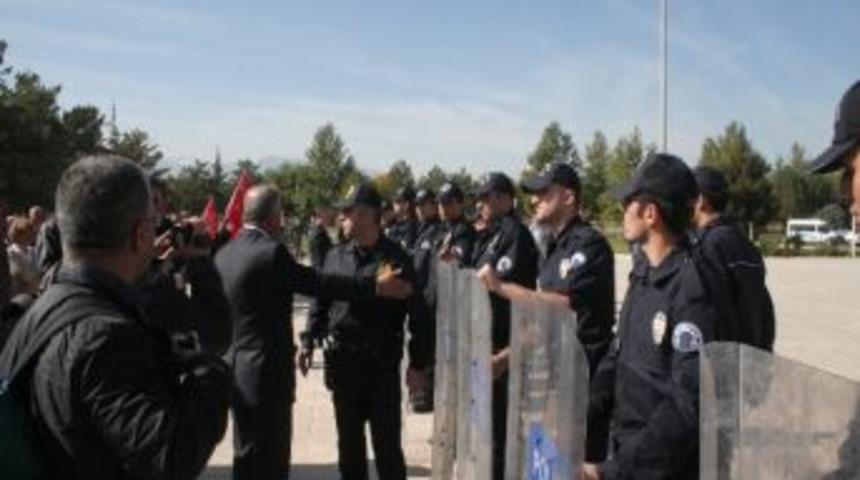 Erzincan&rsquo;da &Ccedil;elenk Gerginliği