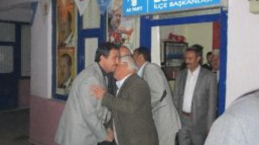 Ak Parti İl&ccedil;e Teşkilatında Bayramlaşma