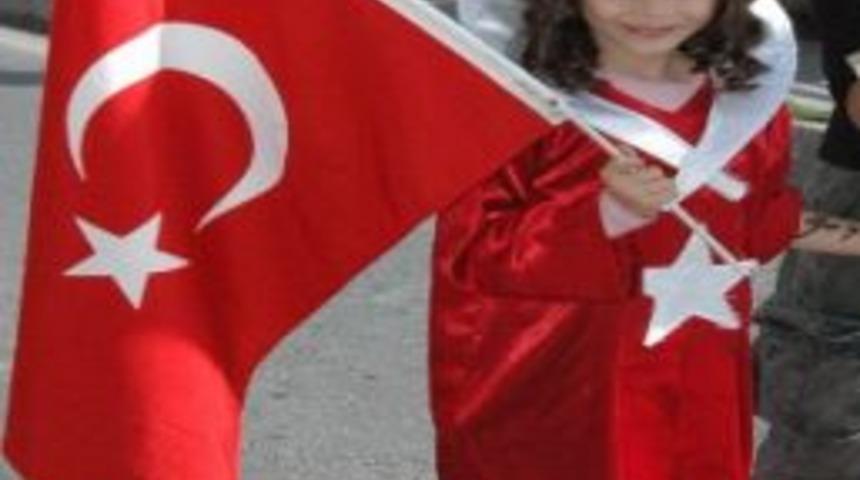 Kayseri&rsquo;de Alternatif Cumhuriyet Bayramı Y&uuml;r&uuml;y&uuml;ş&uuml; Yapıldı