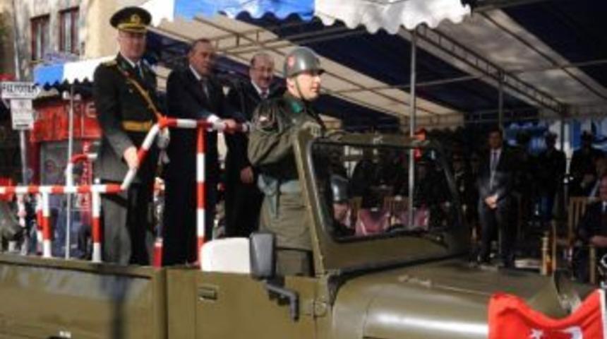 Trabzon&rsquo;da 29 Ekim Cumhuriyet Bayramı &Ccedil;oşkuyla Kutlandı.