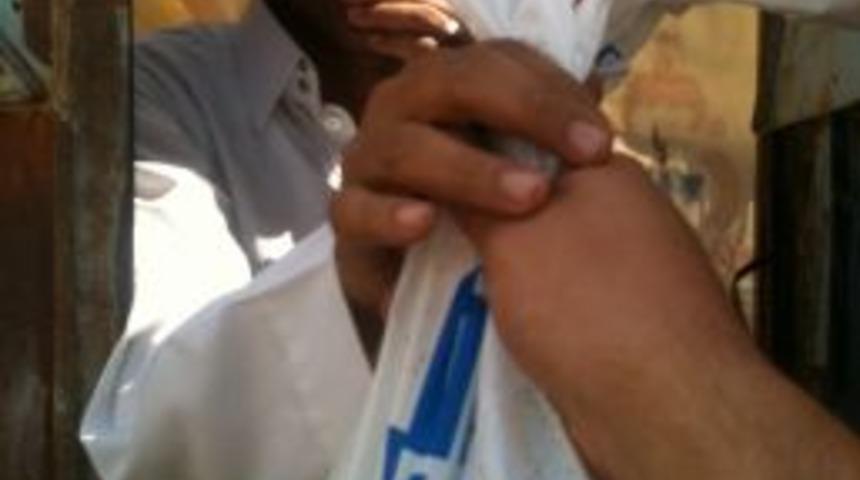 SESİAD &Uuml;yeleri, Yemen&rsquo;de Ihtiya&ccedil; Sahiplerine Kurban Eti Dağıttı