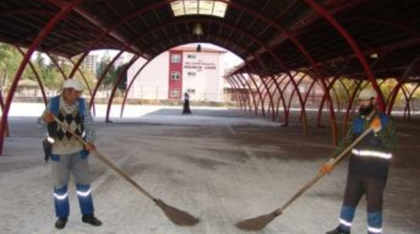 Kocasinan Kurban Atıklarını Temizledi