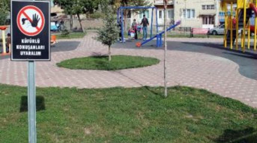 Bu Mahallede K&uuml;f&uuml;r Yasak