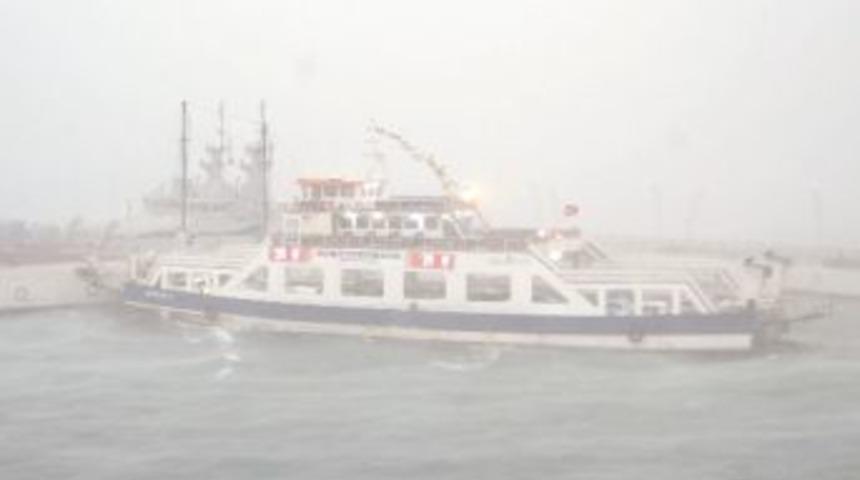 Arabalı Feribot, Gezi Teknesine &Ccedil;arptı