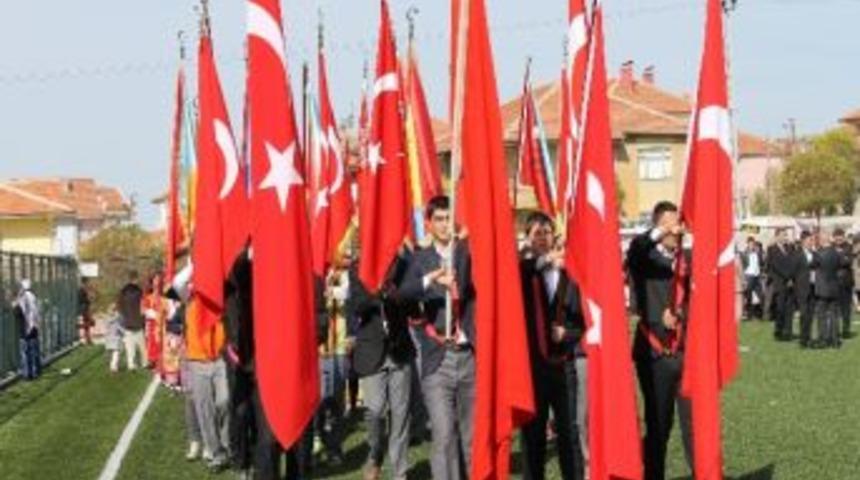 Akdağmadeni İl&ccedil;esinde Cumhuriyetin 89. Yıl D&ouml;n&uuml;m&uuml;n&uuml; Kutlandı
