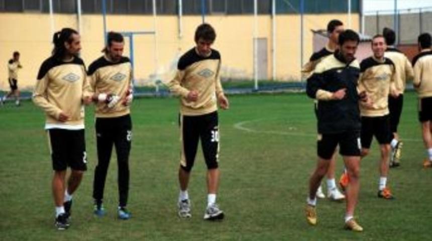 Boz&uuml;y&uuml;kspor Futbol Şube Sorumlusu Soydan Tff&rsquo;ye Ve Hakemlere Sitem