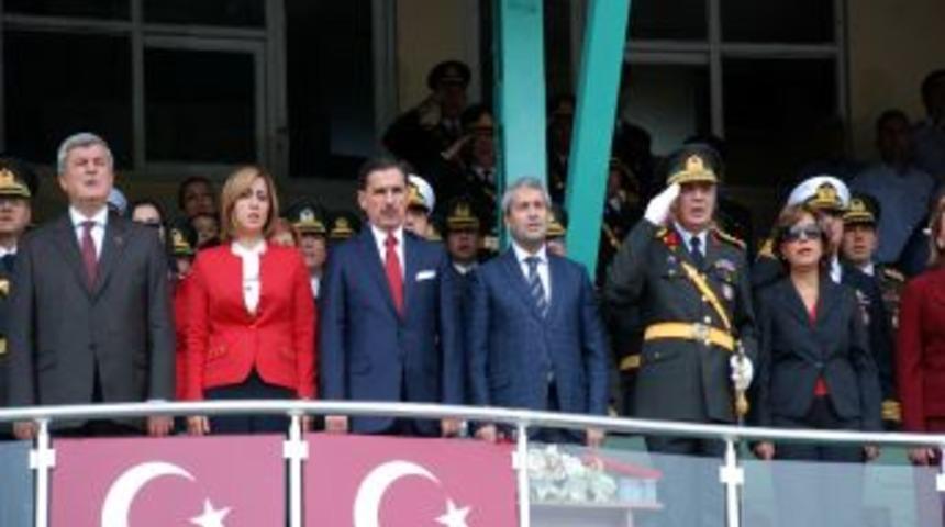 Orhan Hakalmaz, Cumhuriyet Bayramı'nda Konser Verdi