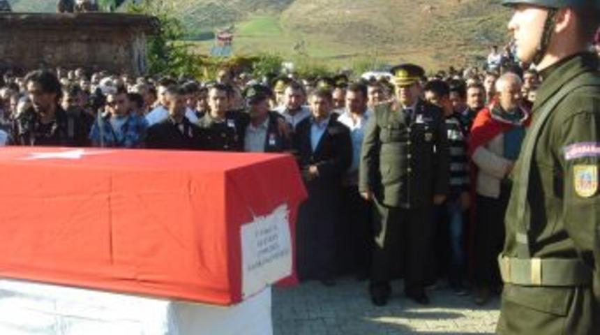 Şehit Uzman &Ccedil;avuş, Memleketi Kahramanmaraş'ta Toprağa Verildi