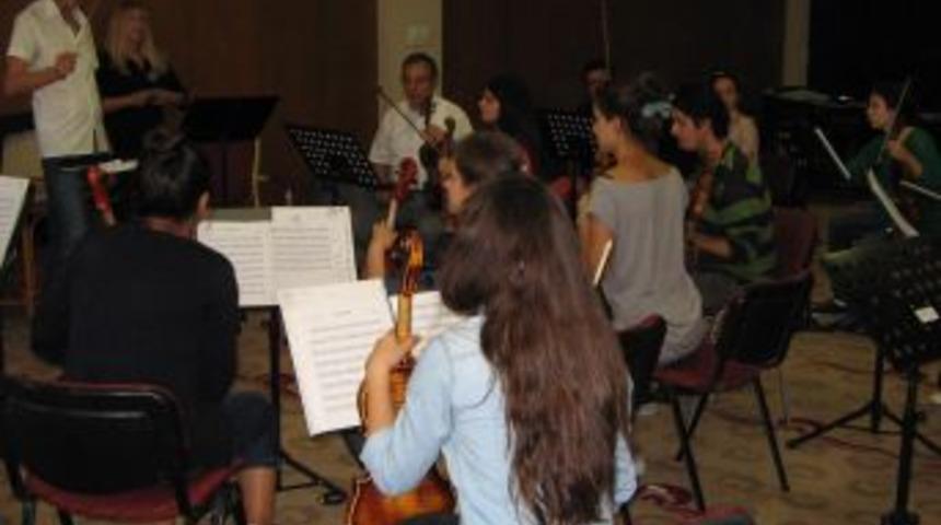 Marmaris&rsquo;te T&uuml;rk-Yunan Dostluk Konseri Verilecek