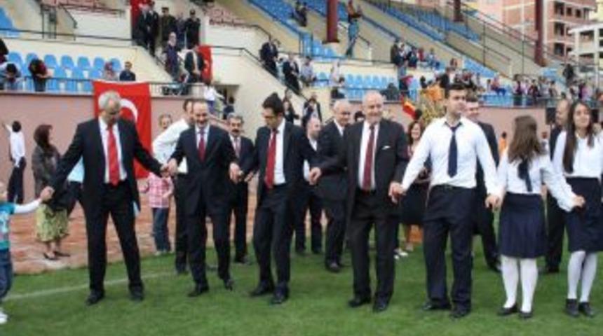 Vakfıkebir&rsquo;de Cumhuriyet Coşkusu