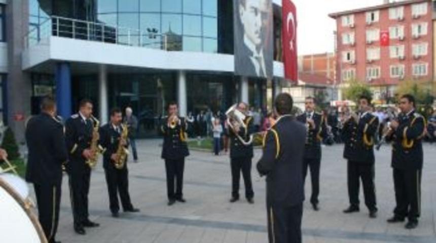 D&uuml;zce&rsquo;de Cumhuriyet Bayramı Kutlamaları