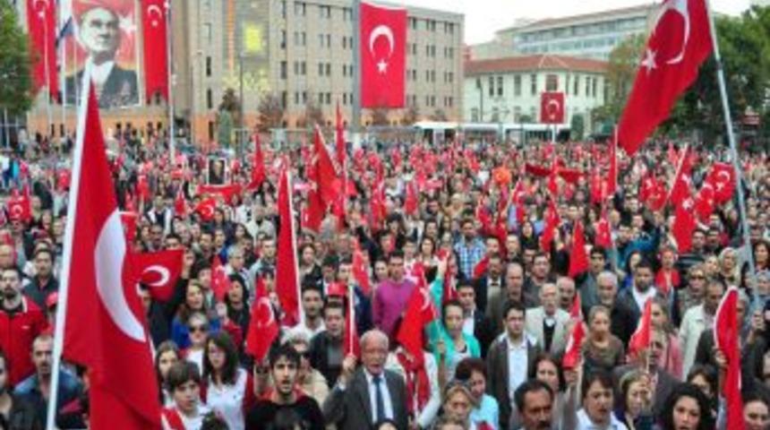 Cumhuriyet'in 89. Yılı Efeler Ve Bando ESES Eşliğinde Kutlandı