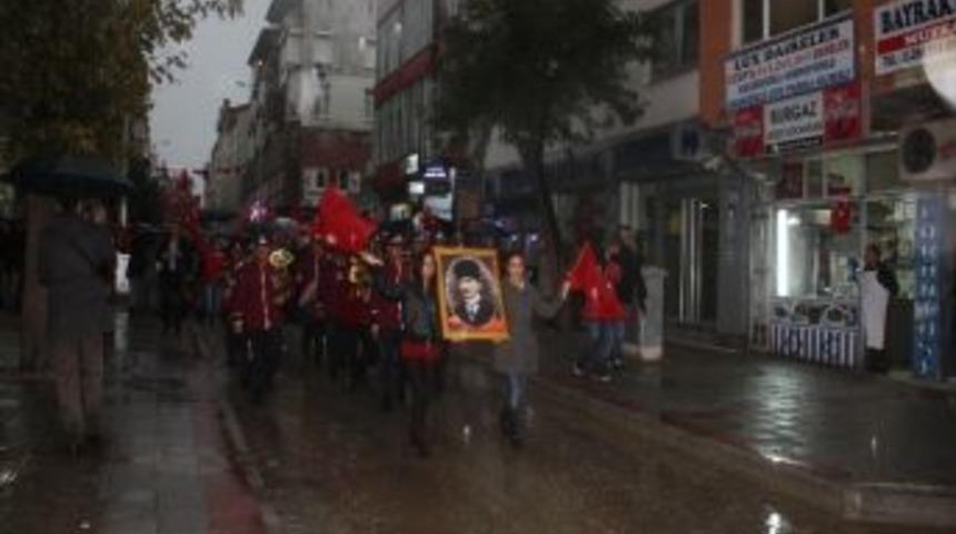 Chp Uzunk&ouml;pr&uuml; İl&ccedil;e Teşkilatı'nın Cumhuriyet Mitingi