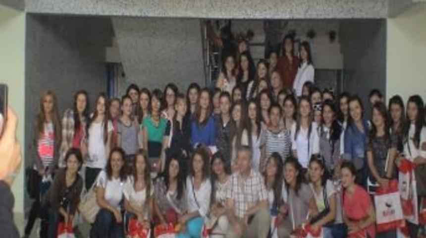 Uzunköprü'de Bulunan İki Lise Öğrencilerine Tekirdağ Eğitim Gezisi Düzenlendi