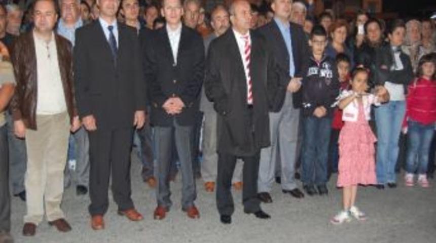 Taşk&ouml;pr&uuml;&rsquo;de Fener Alayı