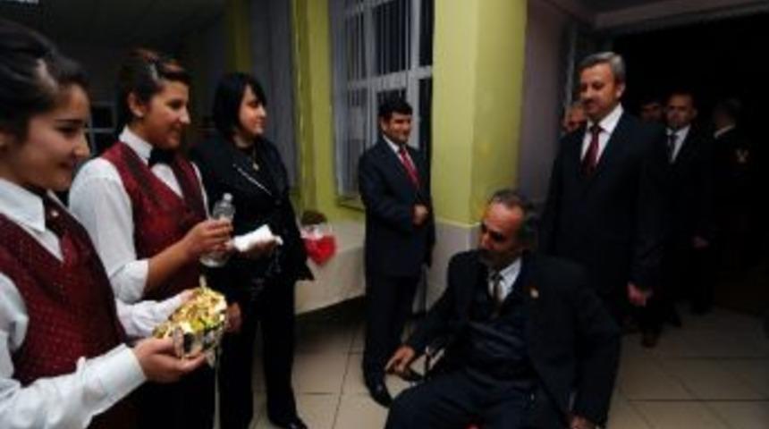 G&uuml;m&uuml;şhane&rsquo;de Cumhuriyet Resepsiyonu D&uuml;zenlendi