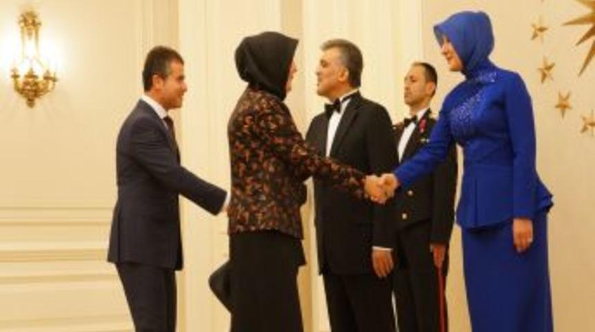 Cumhurbaşkanı G&uuml;l'&uuml;n Verdiği Resepsiyonda Ilkler Yaşandı