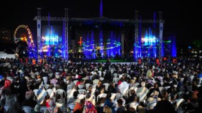 Ankara B&uuml;y&uuml;kşehir'den Coşkulu Kutlama