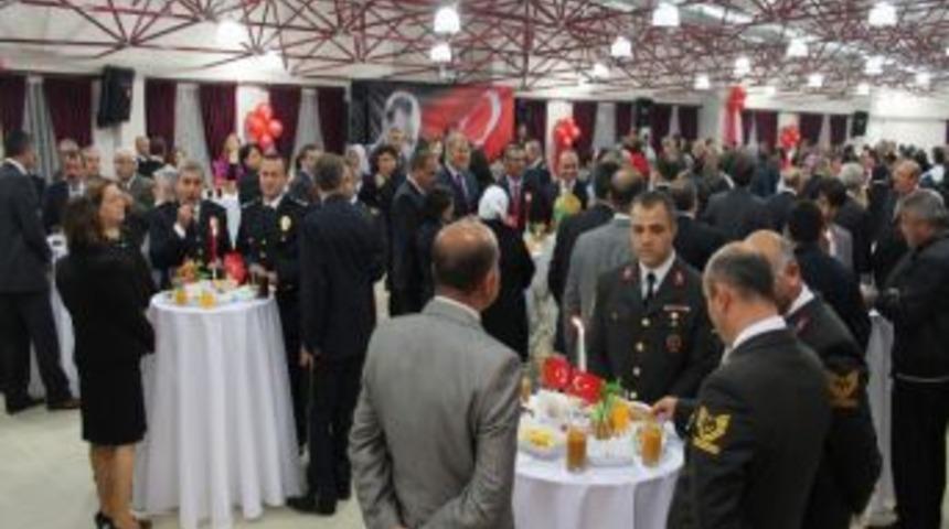 Cumhuriyet Resepsiyonu Yapıldı