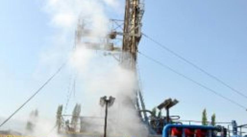 Başkan Okay, Jeotermal &Ccedil;alışmalarını İnceledi