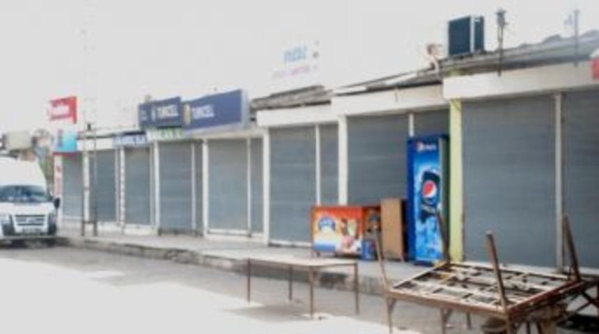 Hani'de Kepenk Kapatma Eylemi