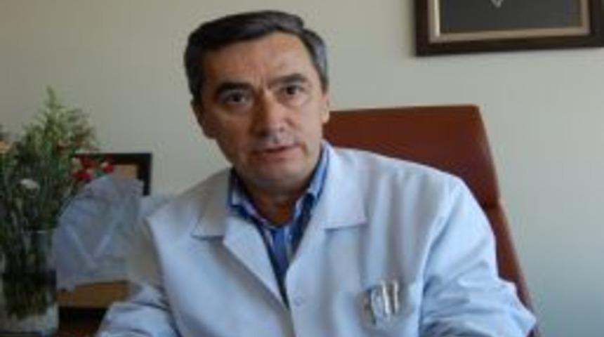 Topuk Dikenini Fazla Kilo Ve Y&uuml;ksek Topuklu Ayakkabılar Tetikliyor