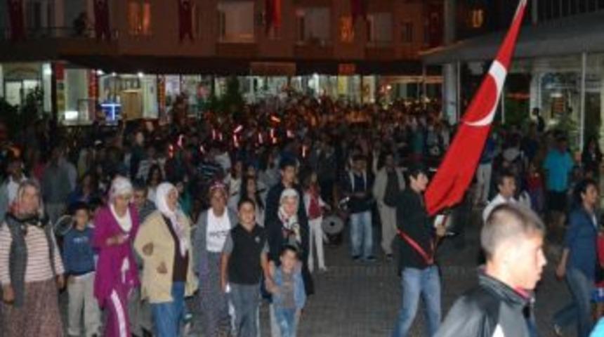 Bozyazı&rsquo;da Fener Alayı