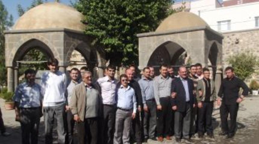 G&ouml;n&uuml;ll&uuml;ler, Bayramlarını Kardeş Şehir Cizre&rsquo;de Ge&ccedil;irdi