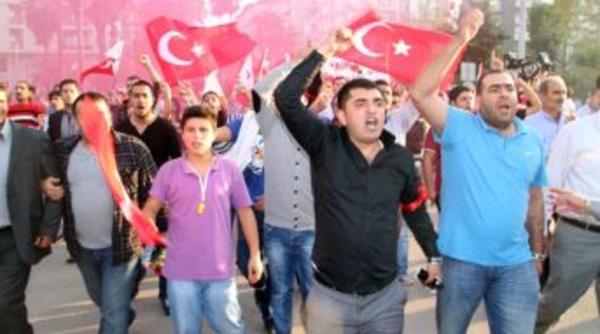 Gen&ccedil; CHP'liler alanları doldurdu