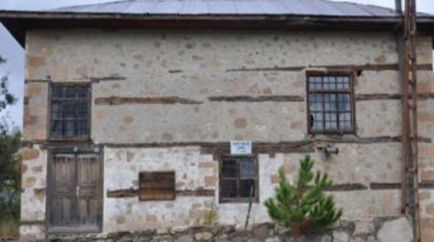 Tarihi Hacı Salih Camisi'nin Onarımı I&ccedil;in Ihaleye &Ccedil;ıkılıyor