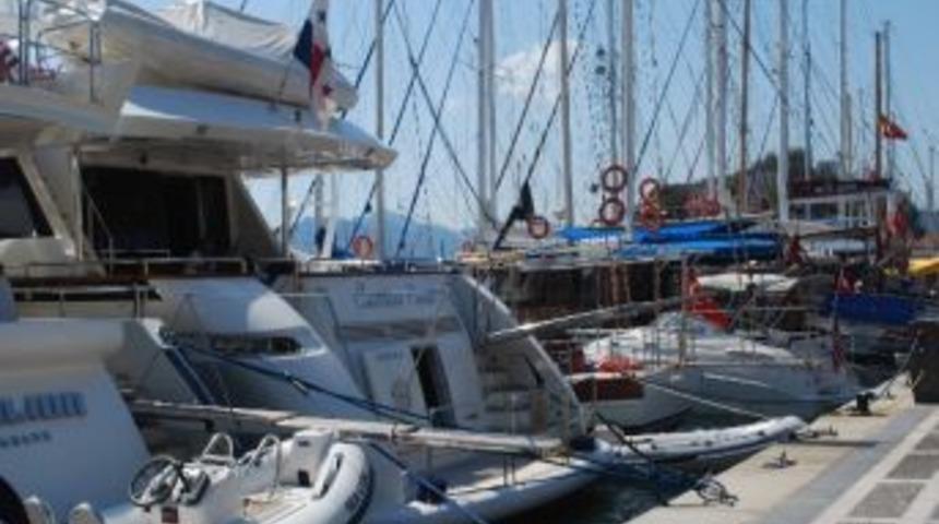 Marmaris L&uuml;ks Yatların İlgi Odağı Oldu