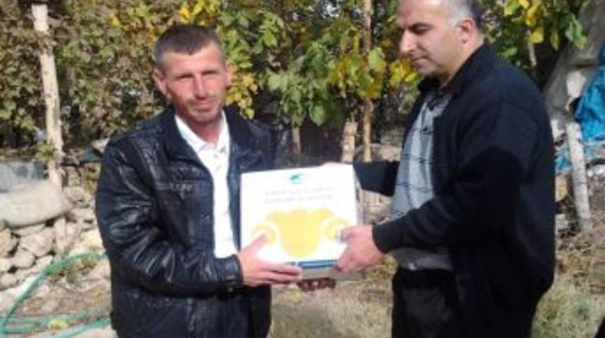 Yozgat &Ouml;zel Ergin Koleji&rsquo;nden Van&rsquo;daki Depremzedelere Bayram Ziyareti