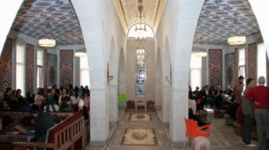 Başkan Yıldırım&rsquo;dan Gen&ccedil;lere Uyarı